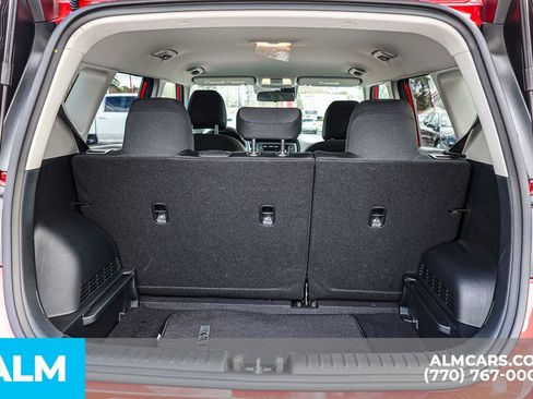 Used 2025 Kia Soul LX w/ LX Technology Package FWD image 24