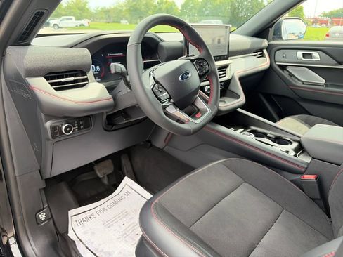 Used 2025 Ford Explorer ST w/ Sun And Sound Package AWD/4WD image 15
