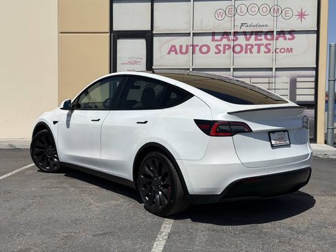 Used 2020 Tesla Model Y Performance AWD/4WD image 9