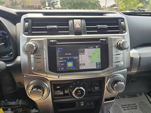 Used 2016 Toyota 4Runner SR5 AWD/4WD image 17
