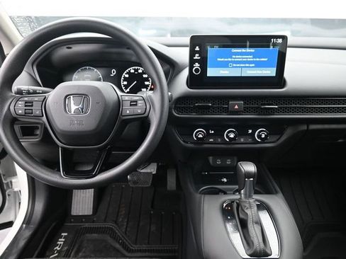 New 2026 Honda HR-V LX image 11