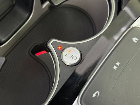 Used 2023 Mercedes-Benz Maybach GLS 600 4MATIC image 36