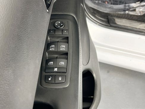 Used 2022 Dodge Durango GT image 18