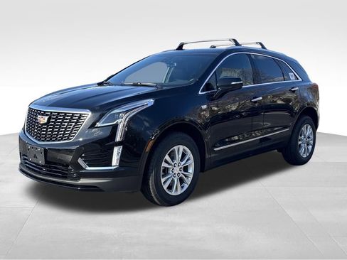 New 2026 Cadillac XT5 Luxury image 2