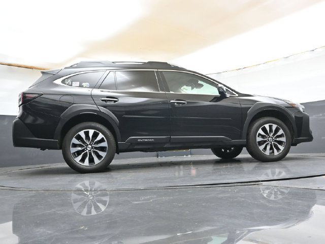 Used 2024 Subaru Outback Touring AWD/4WD image 34