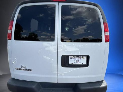 Certified 2018 Chevrolet Express 3500 LS RWD image 6
