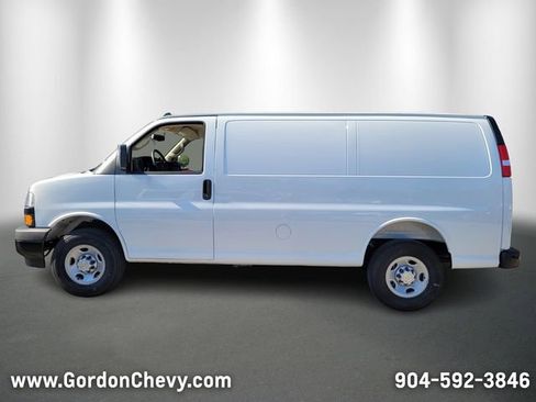 New 2025 Chevrolet Express 2500 Work Van image 2