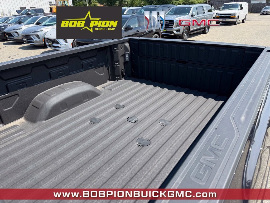 New 2026 GMC Sierra 2500 SLT w/ SLT Premium Package AWD/4WD image 8