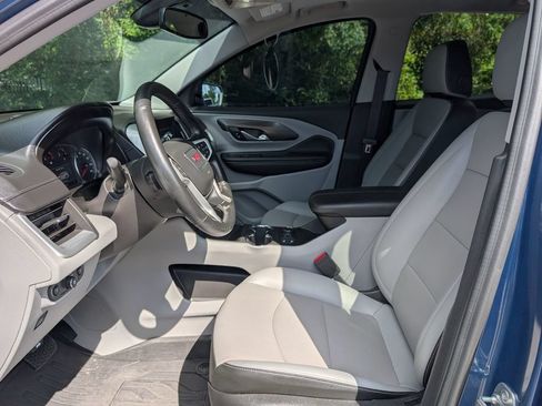 Used 2024 GMC Terrain SLT w/ LPO, Floor Liner Package AWD/4WD image 15