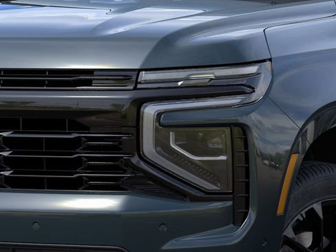 New 2026 Chevrolet Suburban RST w/ Comfort Package AWD/4WD image 10