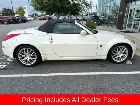Used 2006 Nissan 350Z Touring RWD image 8