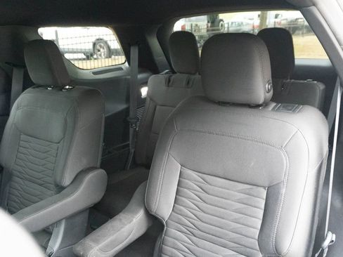 Used 2020 Ford Explorer XLT w/ Class III Trailer Tow Package RWD image 19