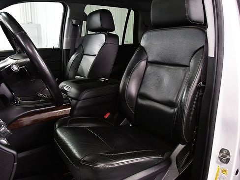 Used 2019 Chevrolet Tahoe LT image 25