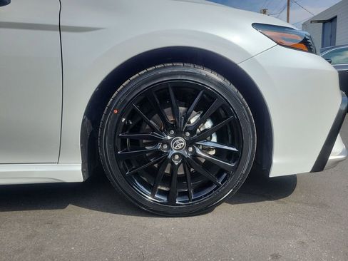 Used 2023 Toyota Camry XSE image 6