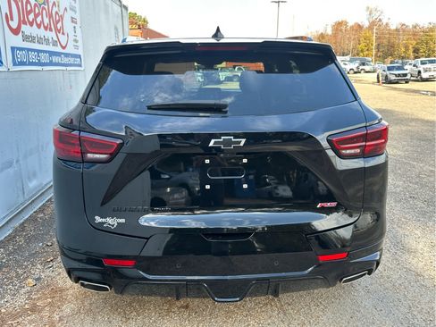 Certified 2024 Chevrolet Blazer RS w/ Driver Confidence II Package image 4