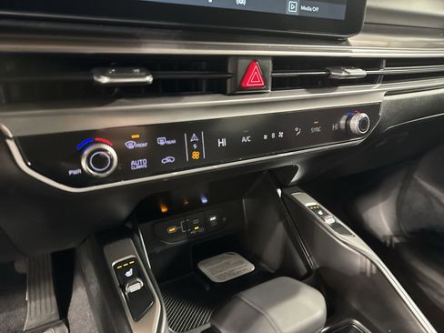 New 2026 Kia Sorento S image 23