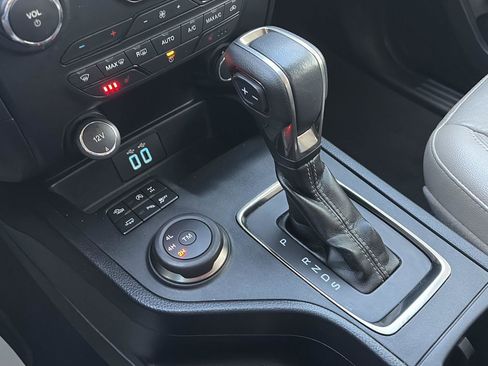 Used 2020 Ford Ranger Lariat w/ Equipment Group 501A Mid image 23