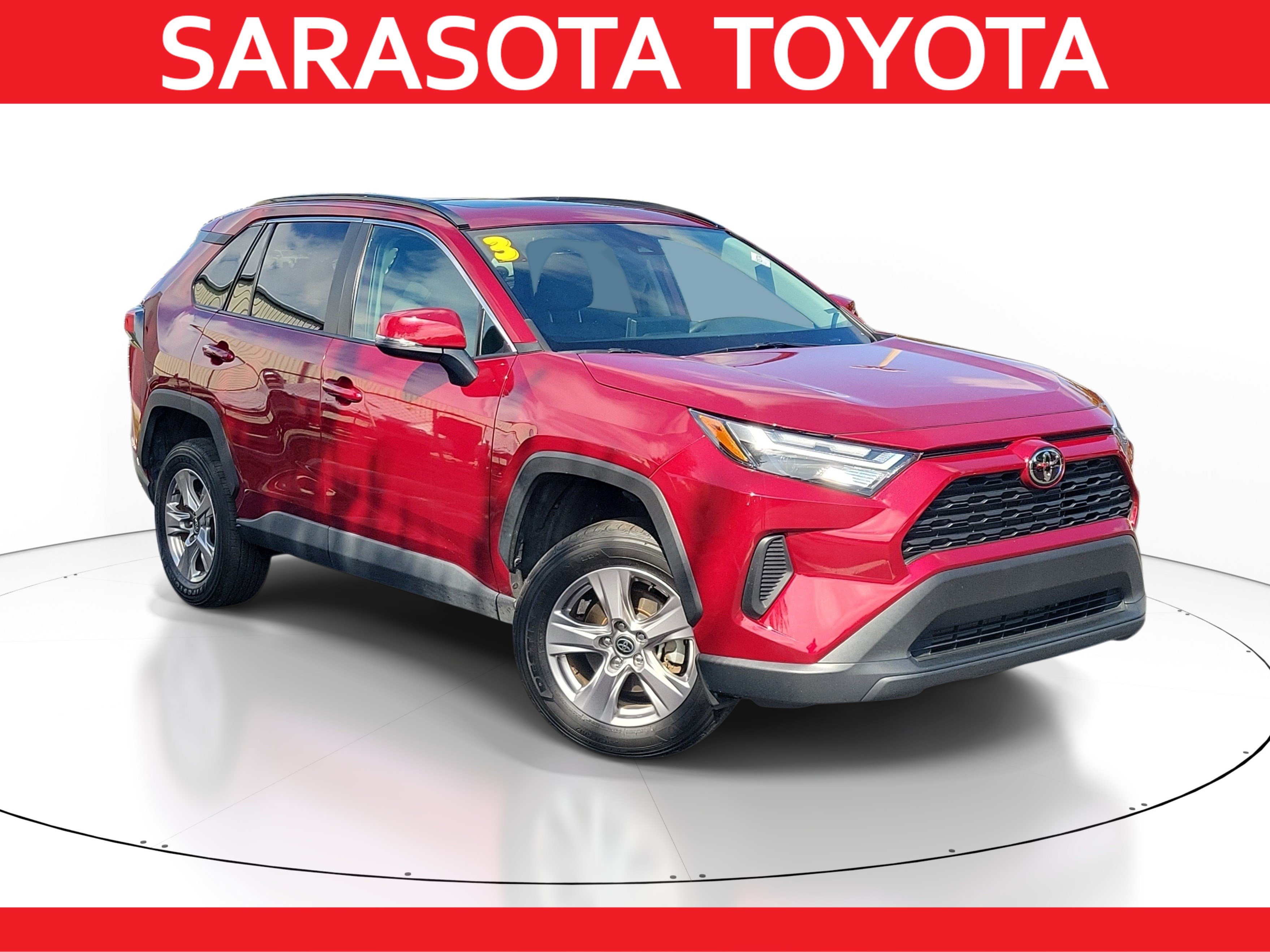 Used 2023 Toyota RAV4 XLE w/ Convenience Package FWD image 1