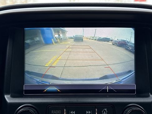 Used 2018 Chevrolet Colorado Z71 image 9