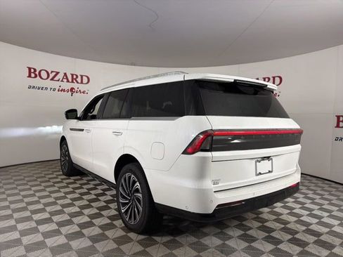 Used 2025 Lincoln Navigator Black Label AWD/4WD image 6