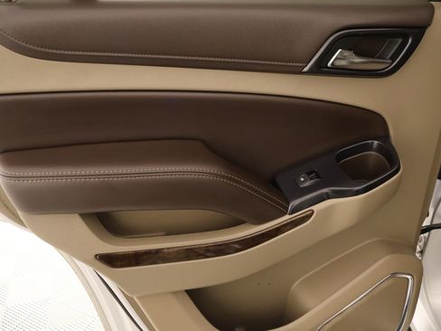 Used 2018 Chevrolet Tahoe LT image 21