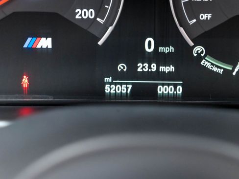 Used 2020 BMW M4 Coupe w/ Competition Package RWD image 12