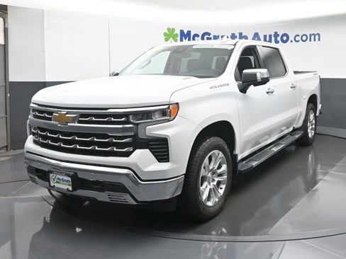 Used 2023 Chevrolet Silverado 1500 LTZ w/ LTZ Premium Package image 19