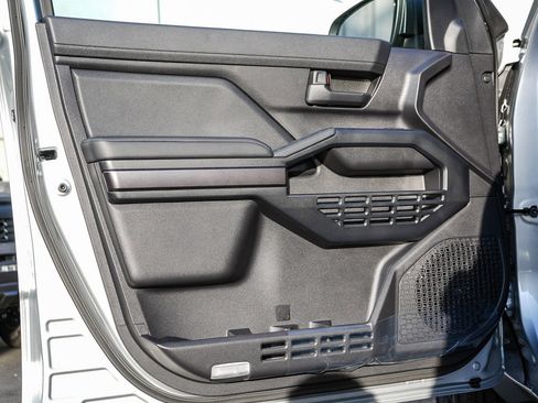 New 2026 Toyota 4Runner SR5 image 25