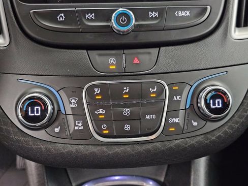 Used 2023 Chevrolet Malibu LT w/ LPO, Floor Liner Package FWD image 19