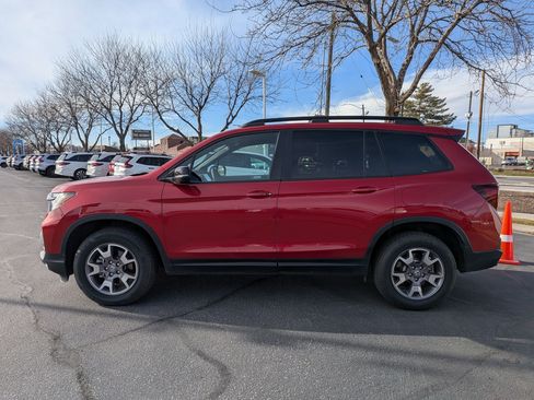 Used 2023 Honda Passport TrailSport image 9