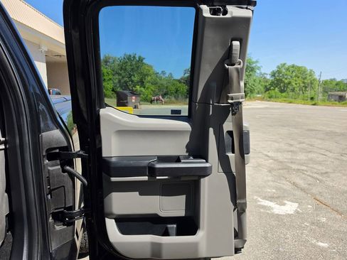 Used 2015 Ford F150 XL w/ Equipment Group 101A Mid image 28