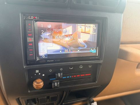Used 1997 Jeep Wrangler SE AWD/4WD image 11