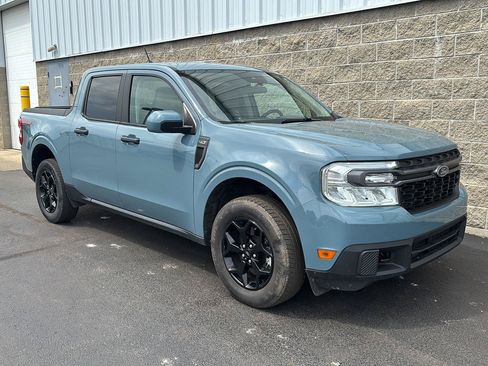 Used 2023 Ford Maverick XLT w/ Equipment Group 300A Standard AWD/4WD image 3