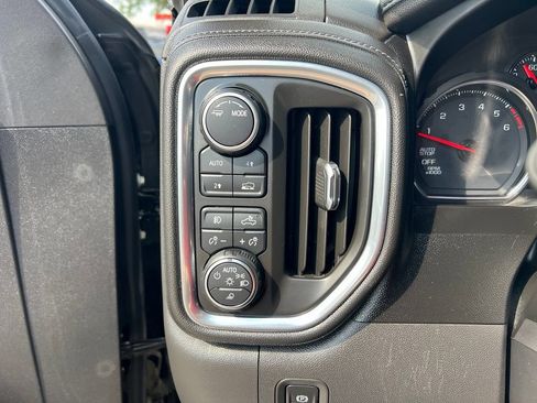 Used 2020 Chevrolet Silverado 1500 LTZ w/ LTZ Premium Package AWD/4WD image 44