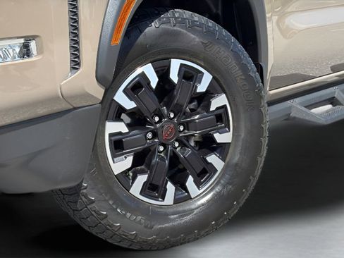 Used 2022 Nissan Frontier Pro-X RWD image 26