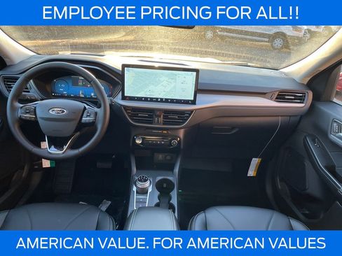 New 2026 Ford Escape SE w/ PHEV Premium Package FWD image 17