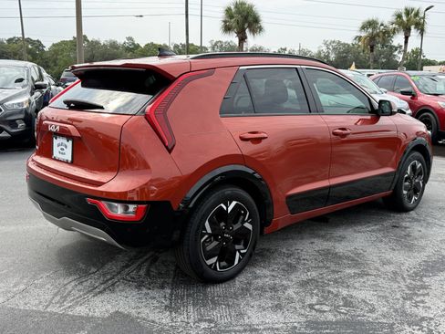 Used 2023 Kia Niro Wind FWD image 6