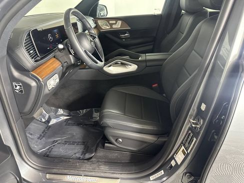 Certified 2026 Mercedes-Benz GLE 350 4MATIC image 9