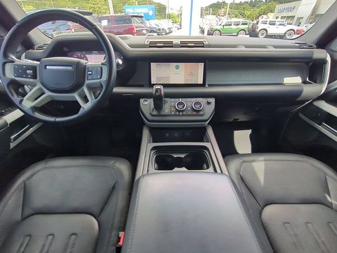 Used 2020 Land Rover Defender 110 HSE AWD/4WD image 17