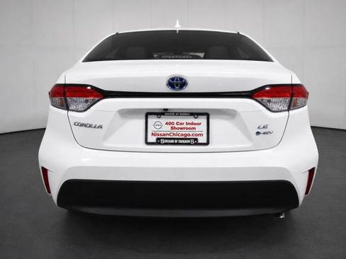 Used 2025 Toyota Corolla LE FWD image 5