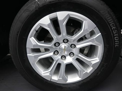 Used 2023 Chevrolet Silverado 1500 LTZ RWD image 10