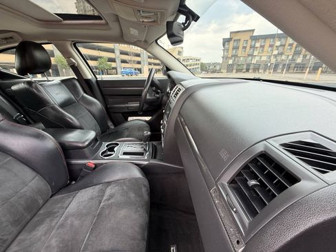 Used 2009 Dodge Charger SRT8 w/ SRT Option Group III RWD image 25