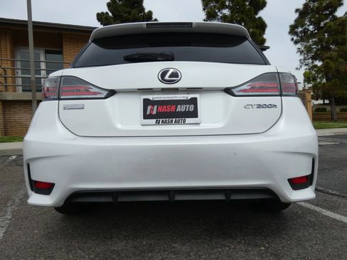 Used 2015 Lexus CT 200h image 11