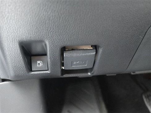 Certified 2022 Toyota RAV4 LE image 20