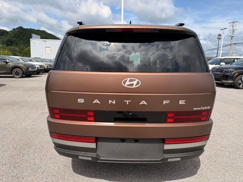 Used 2025 Hyundai Santa Fe Limited AWD/4WD image 11