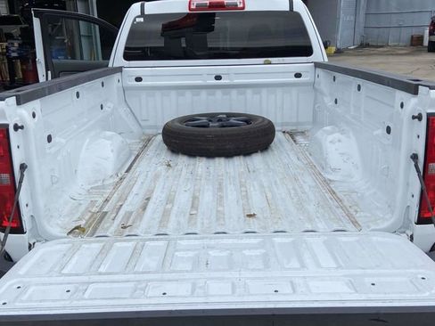 Used 2022 Chevrolet Colorado W/T image 15