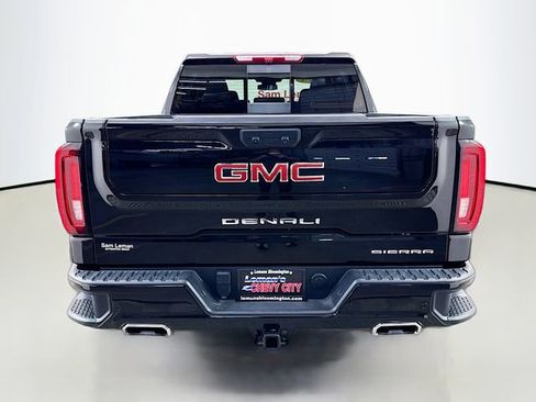 Used 2025 GMC Sierra 1500 Denali image 9