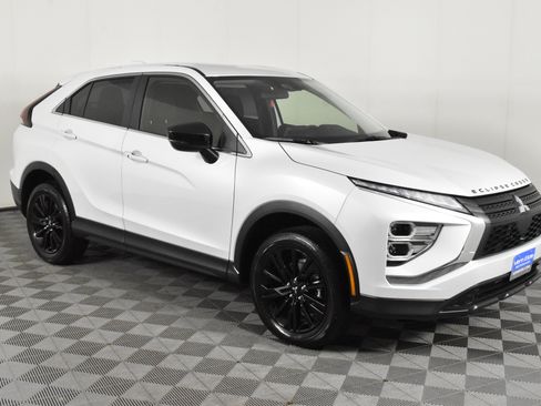 Used 2024 Mitsubishi Eclipse Cross LE image 4
