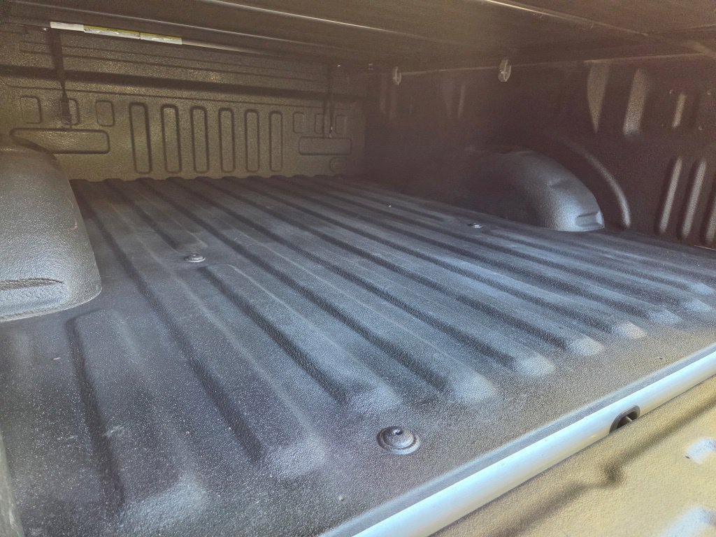 Used 2016 Ford F150 XLT AWD/4WD image 10