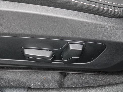 New 2026 BMW 228i w/ Technology Package FWD image 21